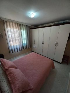 Apartamento para locação de temporada em Meia Praia
