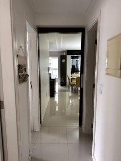 Apartamento Para Temporada com 3 quartos 2 suítes no bairro Meia Praia em Itapema