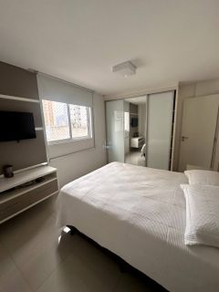 Apartamento Para Temporada com 3 quartos 2 suítes no bairro Meia Praia em Itapema