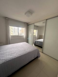 Apartamento Para Temporada com 3 quartos 2 suítes no bairro Meia Praia em Itapema