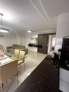 Apartamento Para Temporada com 3 quartos 2 suítes no bairro Meia Praia em Itapema