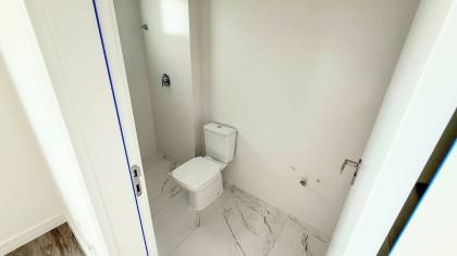 Apartamento Para Vender com 3 quartos 3 suítes no bairro Meia Praia em Itapema