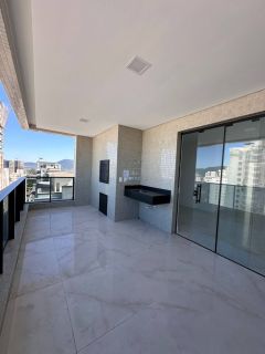 Alto padrão com 3 suítes na Meia Praia - Greta Palace