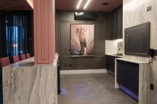 Alto padrão com 3 suítes na Meia Praia - Greta Palace