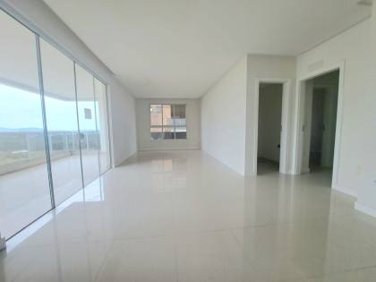 Apartamento 3 suítes quadra mar! - Chateau Unique