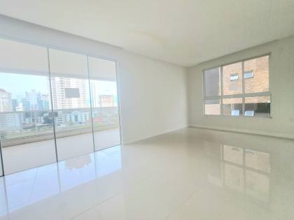 Apartamento 3 suítes quadra mar! - Chateau Unique