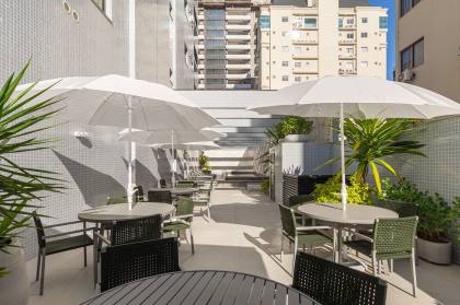 3 suítes finamente mobiliado e decorado! - Villa Aurora