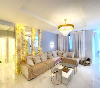 Apartamento de Alto Padrão à Venda no Sunsky Tower – Meia Praia, Itapema SC | 175m², 4 Suítes e 4 Vagas