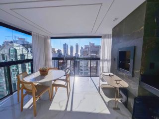 Apartamento de Alto Padrão à Venda no Sunsky Tower – Meia Praia, Itapema SC | 175m², 4 Suítes e 4 Vagas