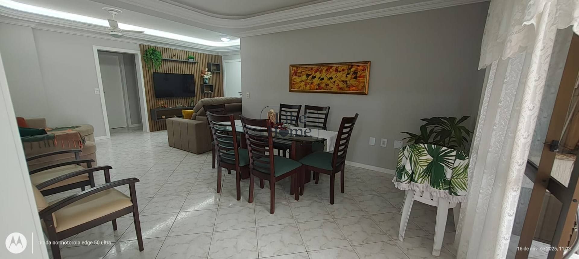 Apartamento Para Temporada com 4 quartos 1 suítes no bairro Meia Praia em Itapema