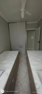 Apartamento Para Temporada com 4 quartos 1 suítes no bairro Meia Praia em Itapema