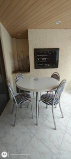 Apartamento Para Temporada com 4 quartos 1 suítes no bairro Meia Praia em Itapema