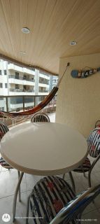 Apartamento Para Temporada com 4 quartos 1 suítes no bairro Meia Praia em Itapema