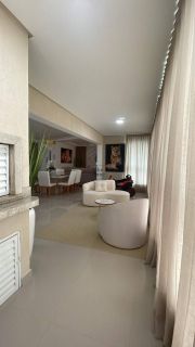 Apartamento Para Temporada com 3 quartos 3 suítes no bairro Meia Praia em Itapema