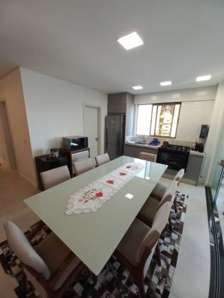 Apartamento Para Temporada com 2 quartos 2 suítes no bairro Meia Praia em Itapema