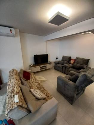 Apartamento Para Temporada com 2 quartos 2 suítes no bairro Meia Praia em Itapema