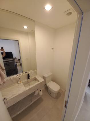 Apartamento Para Temporada com 2 quartos 2 suítes no bairro Meia Praia em Itapema