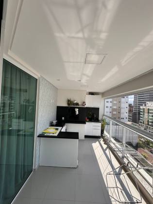 Apartamento Para Alugar com 3 quartos 3 suítes no bairro Meia Praia em Itapema