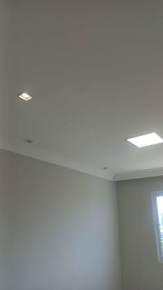 Apartamento Para Alugar com 3 quartos 3 suítes no bairro Meia Praia em Itapema