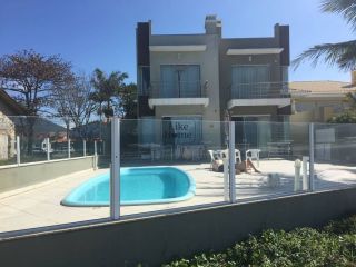 Casa Para Temporada com 3 quartos 3 suítes no bairro Balneário Perequê em Porto Belo