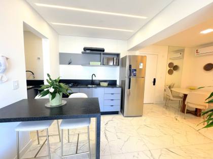 Apartamento 2 Suítes à Venda em, Itapema — Andar alto, Mobiliado e Pronto para Morar