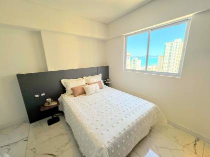 Apartamento 2 Suítes à Venda em, Itapema — Andar alto, Mobiliado e Pronto para Morar