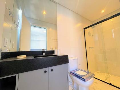 Apartamento 2 Suítes à Venda em, Itapema — Andar alto, Mobiliado e Pronto para Morar