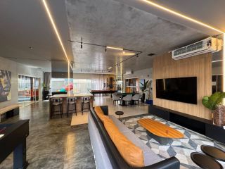 Apartamento 2 Suítes à Venda em, Itapema — Andar alto, Mobiliado, Decorado e Pronto para Morar