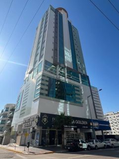 Apartamento frente mar a 50 metros da praia, totalmente mobiliado e com 3 suítes