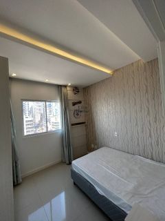 Apartamento frente mar a 50 metros da praia, totalmente mobiliado e com 3 suítes