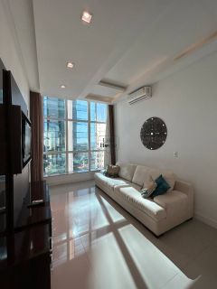 Apartamento frente mar a 50 metros da praia, totalmente mobiliado e com 3 suítes