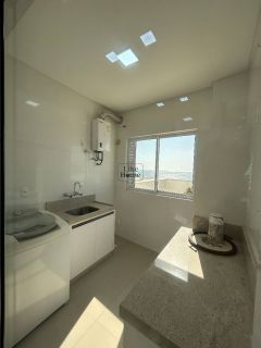 Apartamento frente mar a 50 metros da praia, totalmente mobiliado e com 3 suítes