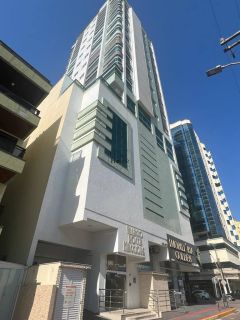 Apartamento frente mar a 50 metros da praia, totalmente mobiliado e com 3 suítes