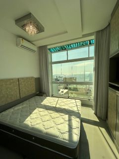 Apartamento frente mar a 50 metros da praia, totalmente mobiliado e com 3 suítes