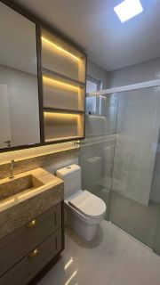 Apartamento Para Vender com 4 quartos 4 suítes no bairro Meia Praia em Itapema