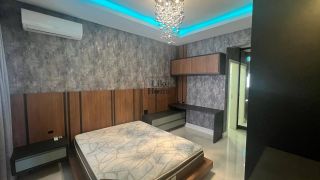 Apartamento Para Vender com 4 quartos 4 suítes no bairro Meia Praia em Itapema