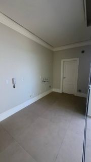 Apartamento Para Vender com 4 quartos 4 suítes no bairro Meia Praia em Itapema