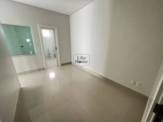 Apartamento Para Vender com 4 quartos 4 suítes no bairro Meia Praia em Itapema
