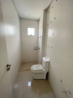 Apartamento Para Vender com 4 quartos 4 suítes no bairro Meia Praia em Itapema