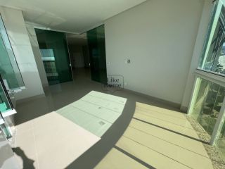 Apartamento Para Vender com 4 quartos 4 suítes no bairro Meia Praia em Itapema