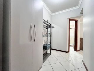 Apartamento Para Locação Anual com 4 quartos 1 suítes no bairro Meia Praia em Itapema