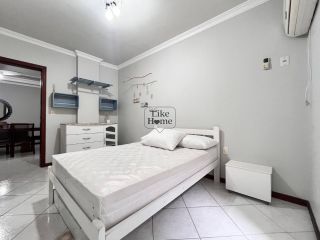 Apartamento Para Locação Anual com 4 quartos 1 suítes no bairro Meia Praia em Itapema