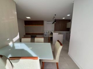 Apartamento Para Alugar com 3 quartos 3 suítes no bairro Meia Praia em Itapema