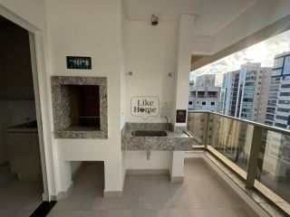 Apartamento Para Alugar com 3 quartos 3 suítes no bairro Meia Praia em Itapema