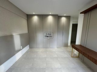 Apartamento Para Alugar com 3 quartos 3 suítes no bairro Meia Praia em Itapema