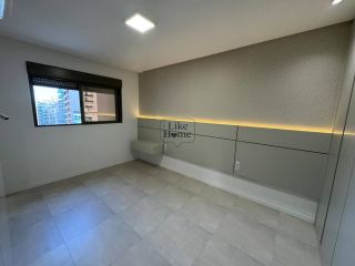 Apartamento Para Alugar com 3 quartos 3 suítes no bairro Meia Praia em Itapema