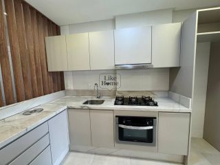 Apartamento Para Alugar com 3 quartos 3 suítes no bairro Meia Praia em Itapema