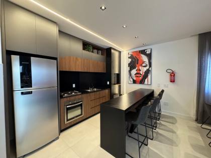 Apartamento 2 Suítes à Venda em, Itapema — Andar alto, Mobiliado e Pronto para Morar