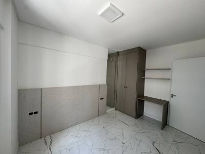 Apartamento 1 Suítes à Venda em, Itapema — Andar alto, Semi Mobiliado e Pronto para Morar