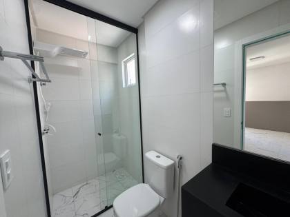 Apartamento 1 Suítes à Venda em, Itapema — Andar alto, Semi Mobiliado e Pronto para Morar